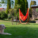 La Siesta Udine - Komplet Viseči Stol Outdoor Toucan Comfort in Leseno Stojalo