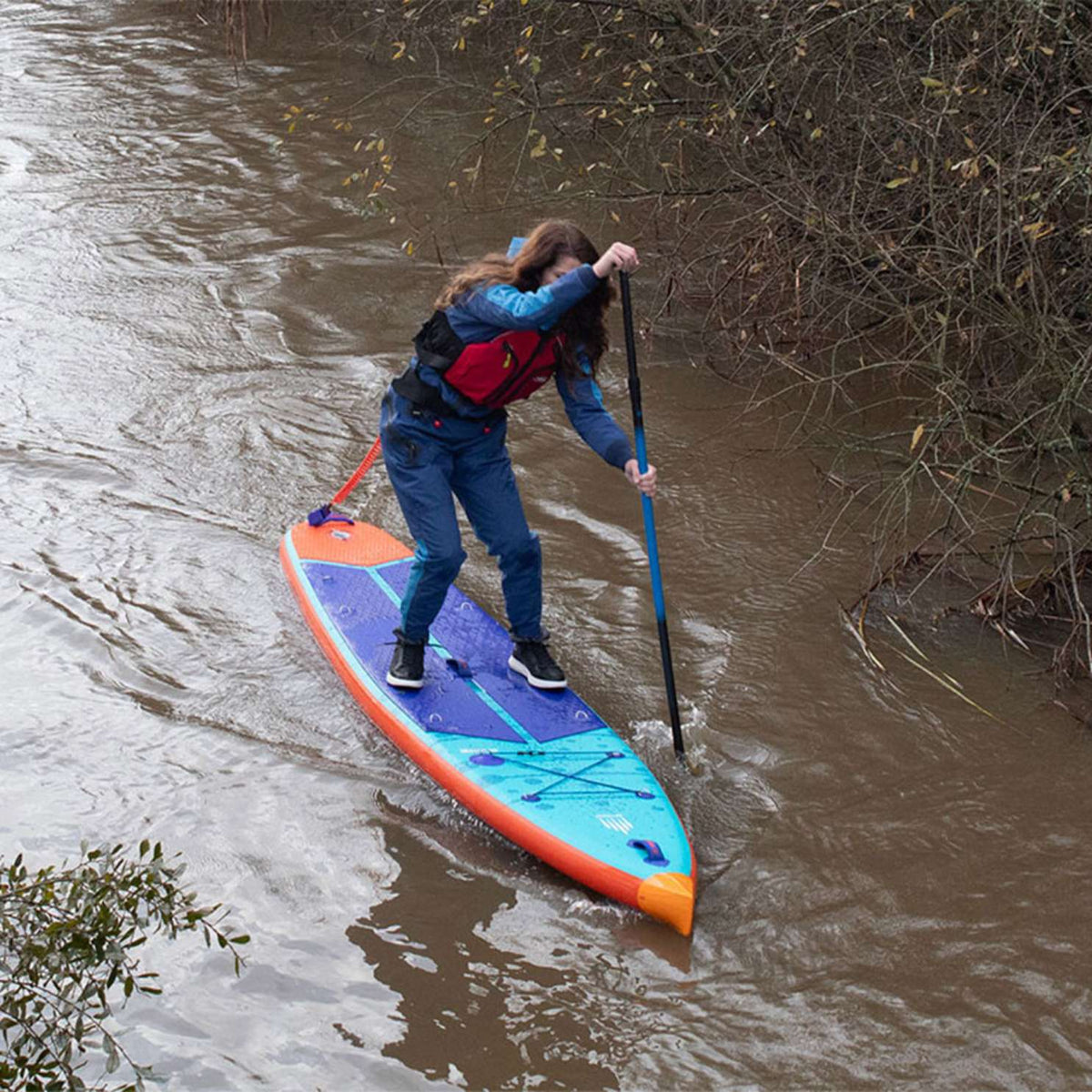 Inflatable Paddleboard Shark Cruiser Flow 11.6X34X6 with Carbon Shaft