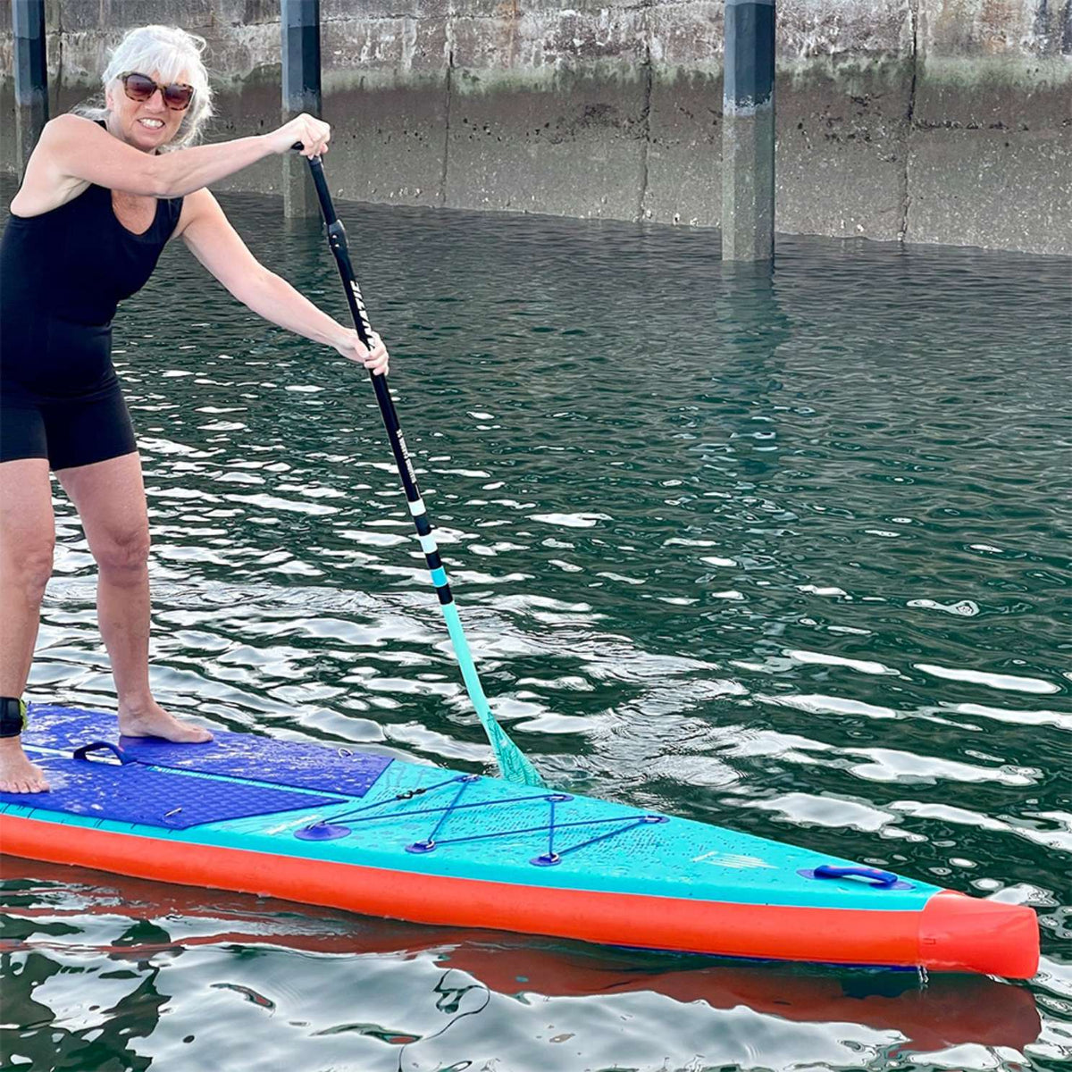 Inflatable Paddleboard Shark Cruiser Flow 11.6X34X6 with Carbon Shaft